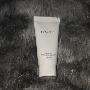 Gentle Facial Wash - White